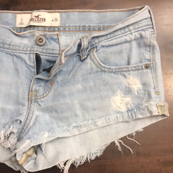 Hollister shorts - Picture 3 of 4